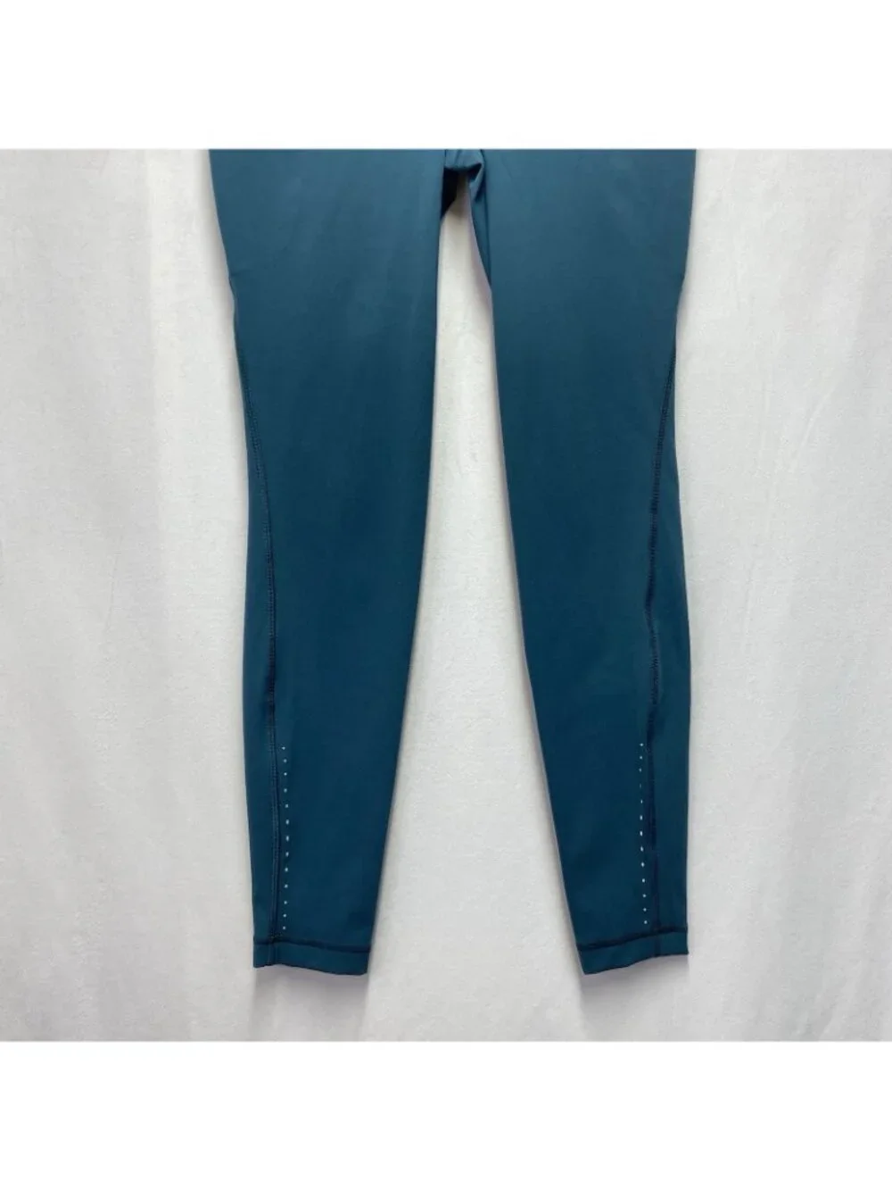 lululemon athletica excellent pre